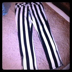 BRAND NEW Black and white stripe skinny jeans!