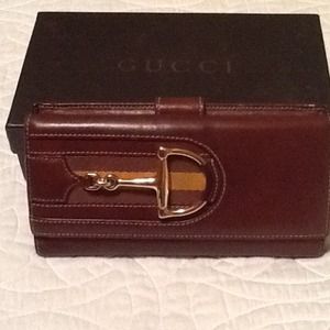 Brown Gucci wallet-authentic