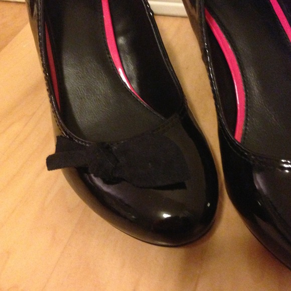 Patent leather pumps - Picture 2 of 3