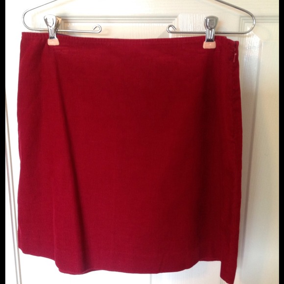 ⛔SOLD⛔J Crew red corduroy mini skirt