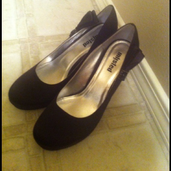 Heels 👠 - Picture 2 of 3