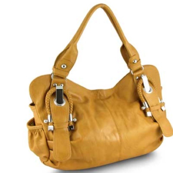 💜Shoulder Handbag💜 Green💜 includes dust bag💜 - Picture 2 of 4