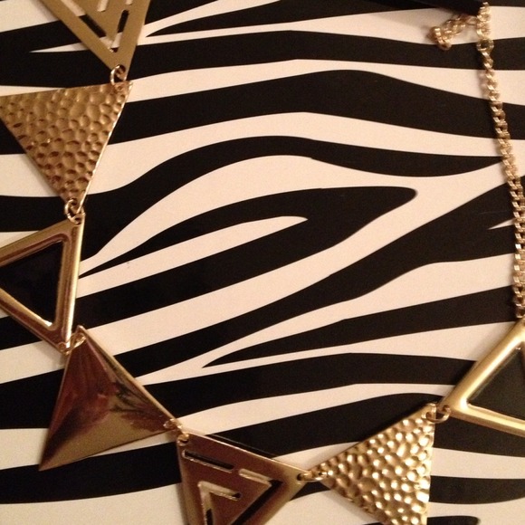 Gold and black collar necklace