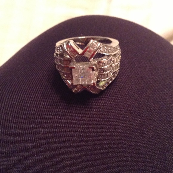 ⬇⬇💟925 silver ring size 6 - Picture 4 of 4