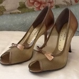 Bronze gold BC BG shoe