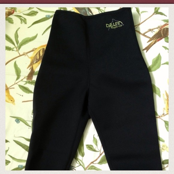 Capris available only - - Picture 2 of 2