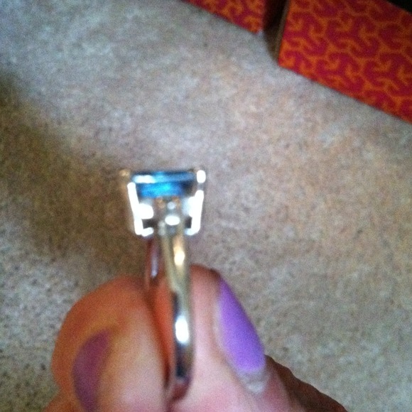14k, blue topaz ring with diamonds💍💎 - Picture 3 of 3