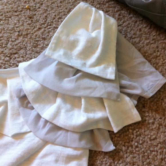 A&F - Picture 2 of 4