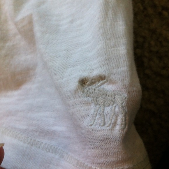 A&F - Picture 3 of 4