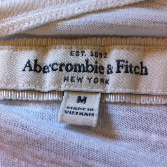 A&F - Picture 4 of 4