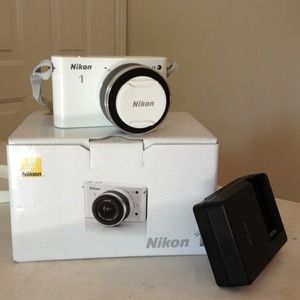 Nikon 1 J1 Compact Camera System