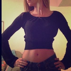 ❌Sold❌ bundled Black crop top