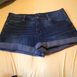 A.N.A. High waisted cuffed shorts