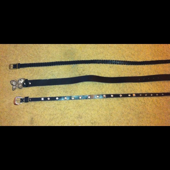 🔴⬇🎀 Bundle of 3 Belts! 🎀