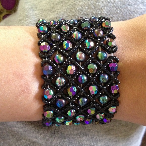 Beeautiful tricolor stretchy bracelet