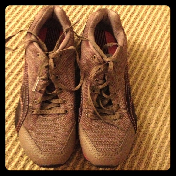 Authentic Women's Puma Sneakers