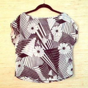 VINTAGE Black White Graphic Sheer Top