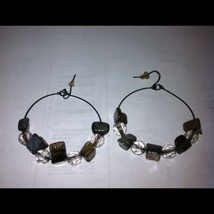 💎 Unique Pearlized Stone Hoop Earrings! 💎