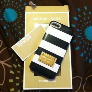 Michael Kors iPhone 5 phone case NWT and box