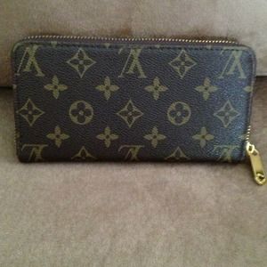 Beautiful Brown Logo Zippy Wallet