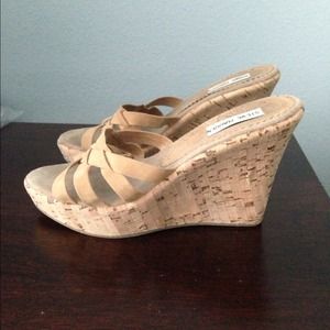 STEVE MADDEN wedges size 8