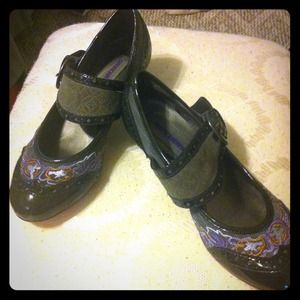 Sweet Grey Mary Janes