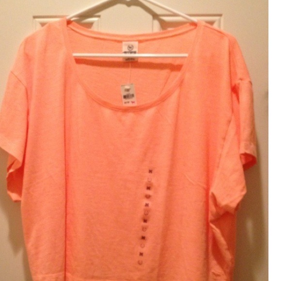 VICTORIAS SECRET CROP TOP