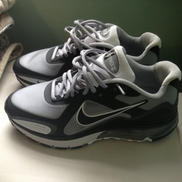 new nike air max 💢hold for @brannigan14288 💢