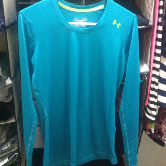 Long sleeve under armour compression shirt
