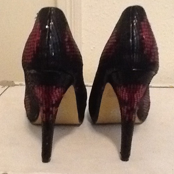Torrid skull pumps!! - Picture 3 of 3