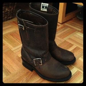 Brown Frye Engineer Boots, Size 6.