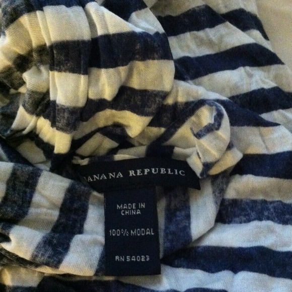 Sold in bundle - Picture 2 of 2