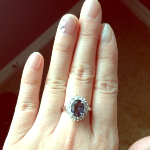 🚫Sold🚫Kate Middleton Engagement Ring Inspired