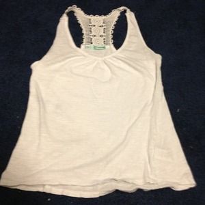 *Traded* Maurices vneck tank
