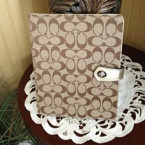 Coach I-Pad case