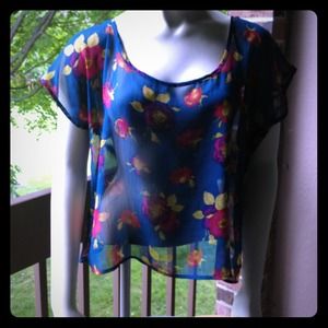 SOLD L Xhilaration Blouse