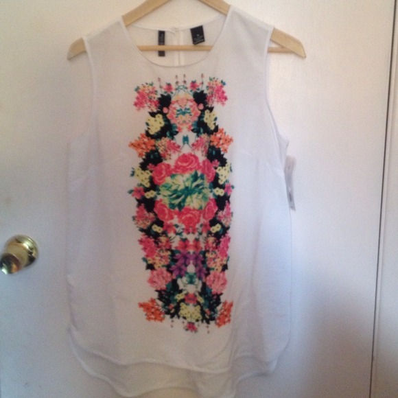White floral print tank top