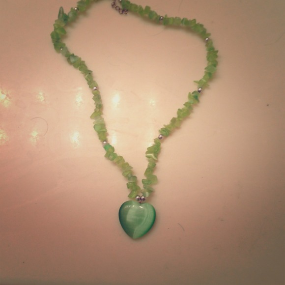 Green stone heart pendant necklace
