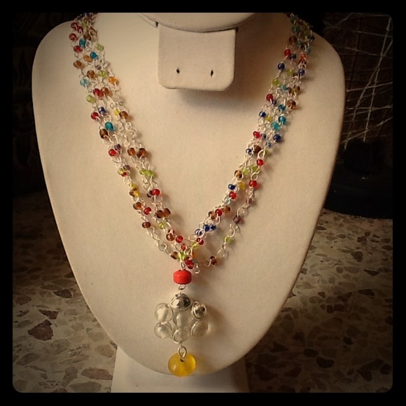 Glass beaded multicolor necklace