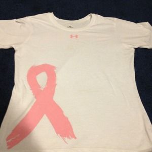 *Sold in bundle* Under armour breast cancer tee