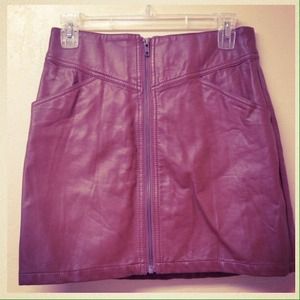 👇Reduced👇Brown faux leather zip up skirt