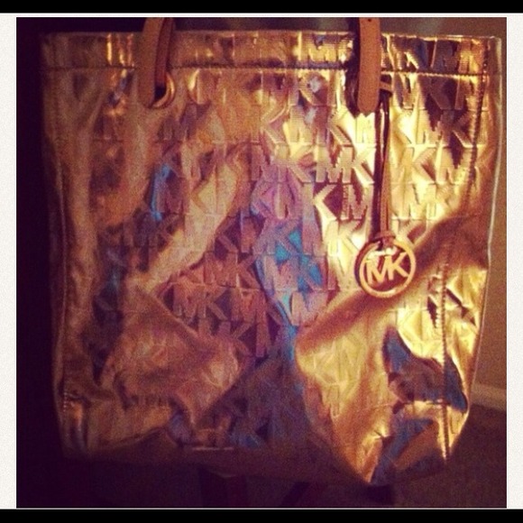 Michael kors tote