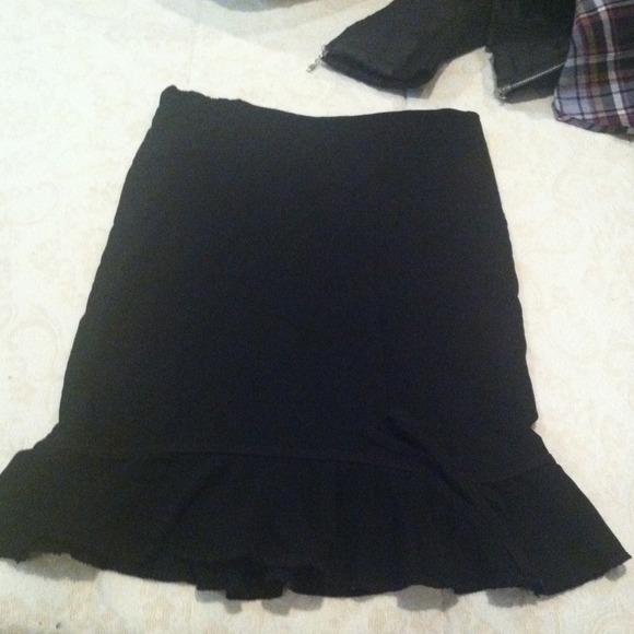 Black knee length skirt