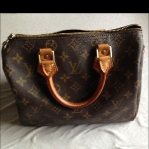 100% Authentic Louis Vuitton Speedy 25!