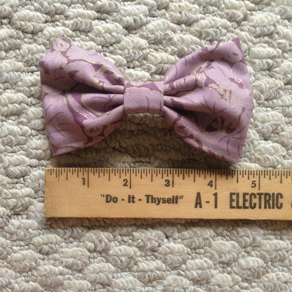 Purple with gold hair bow - Picture 1 of 1
