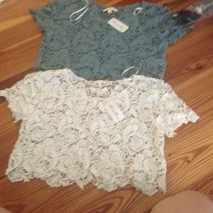 Bundle! Two forever 21 lace crop tops
