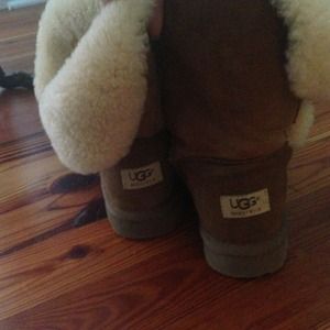 SOLD Bailey button tan uggs. Worn