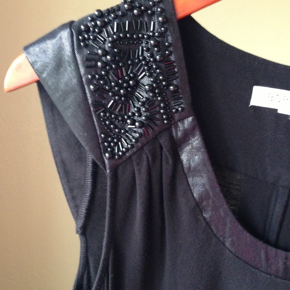 BCBG shirt - Picture 2 of 3