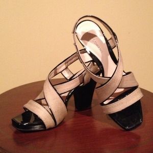 Black patent leather and linen sandals