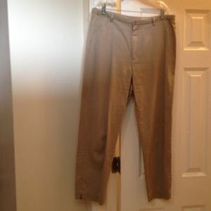 SOLD REDUCED Size 16 Eddie Bauer Capri pants